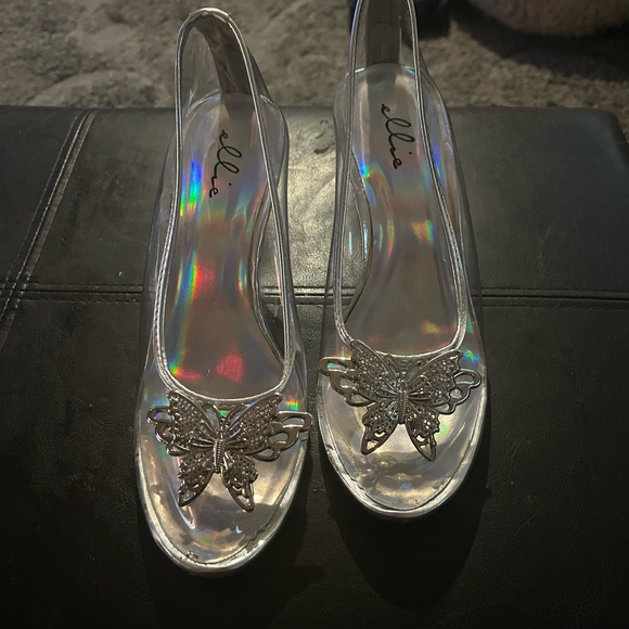 Ellie Iridescent Clear Heels with Silver Butterfly Details size 7 - Picture 1 of 6